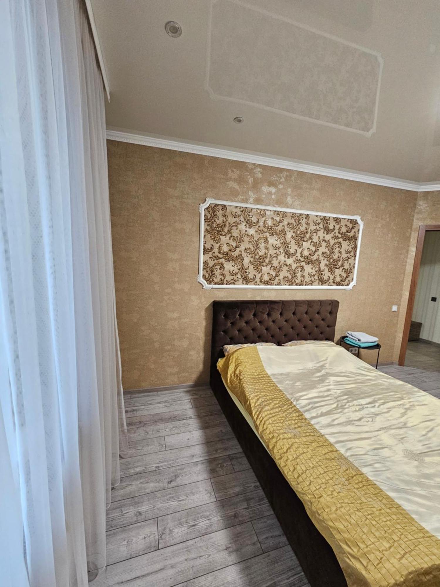 новобудова.центр.перемоги Apartment *